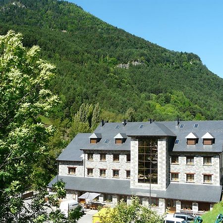 Complejo Turistico Bielsa Hotel Y Camping Exterior foto